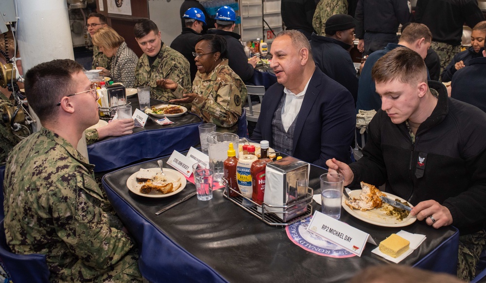 USS Ronald Reagan (CVN 76) hosts the Under Secretary of Defense