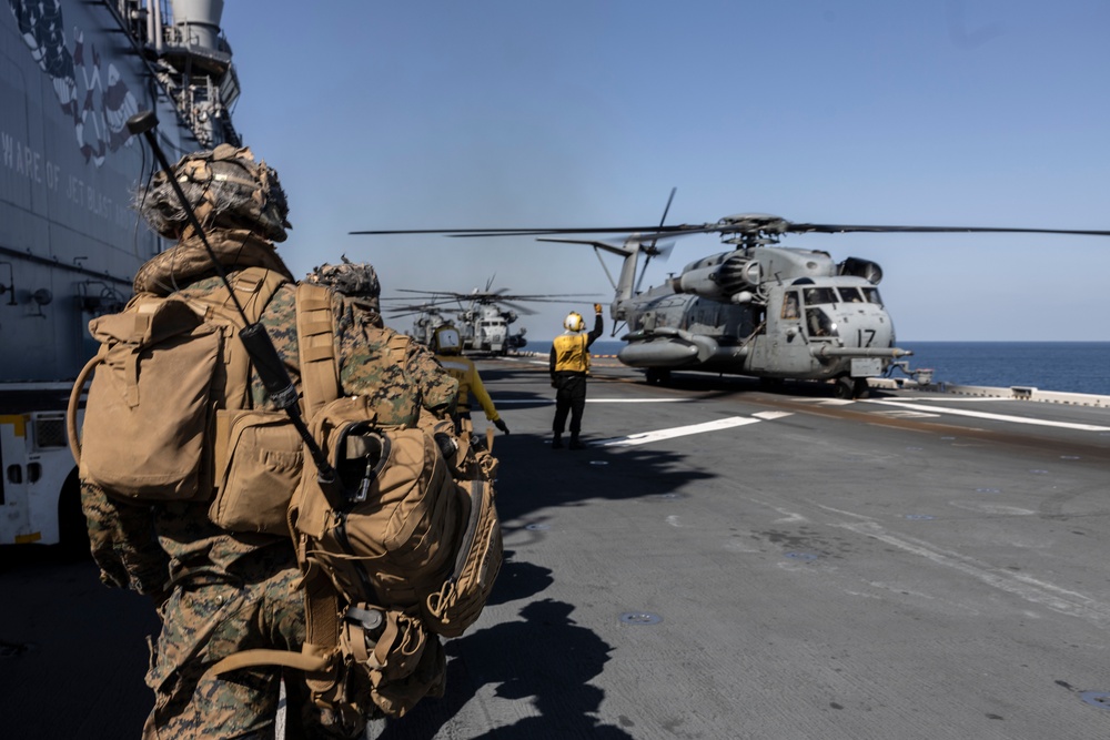 Marines of BLT 1/4 Conduct a Helo Raid Exercise