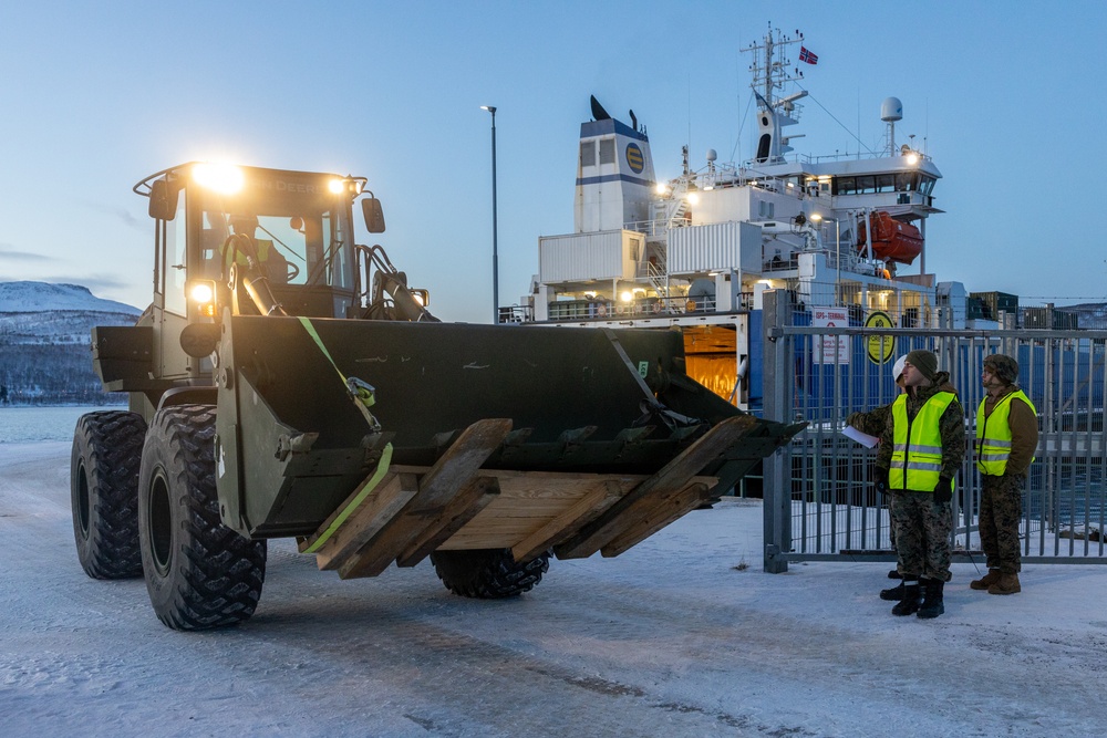 Combat Logistics Battalion 2 Port Operations