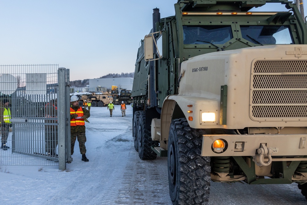 Combat Logistics Battalion 2 Port Operations