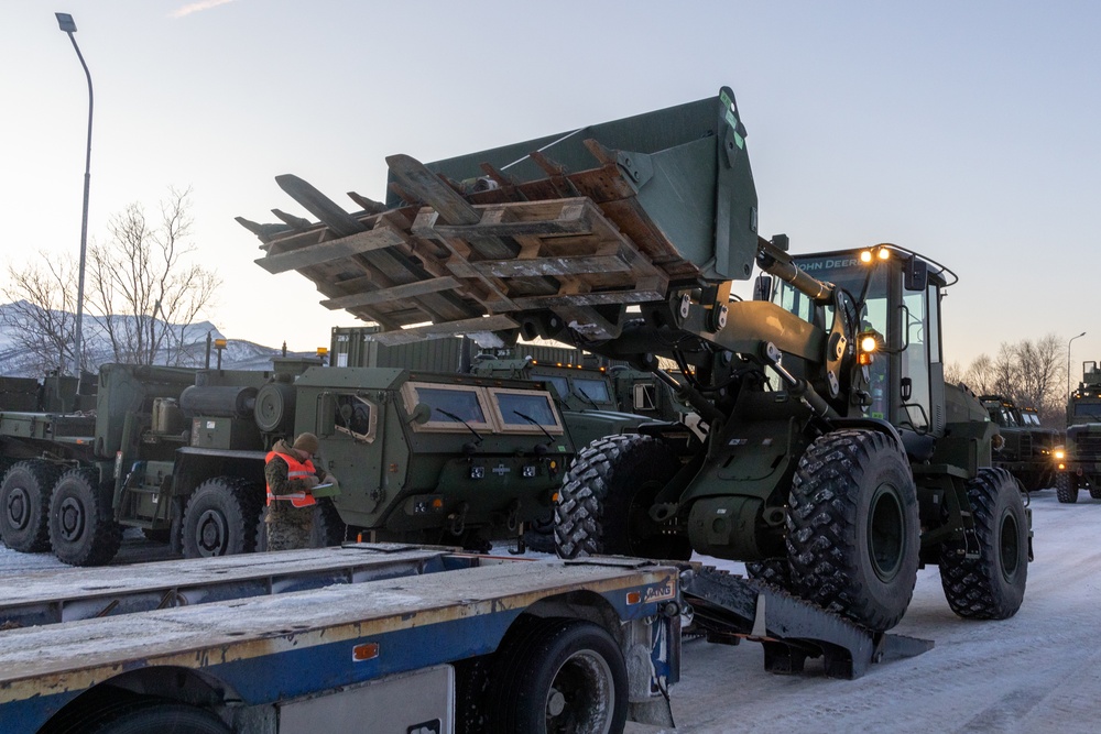 Combat Logistics Battalion 2 Port Operations