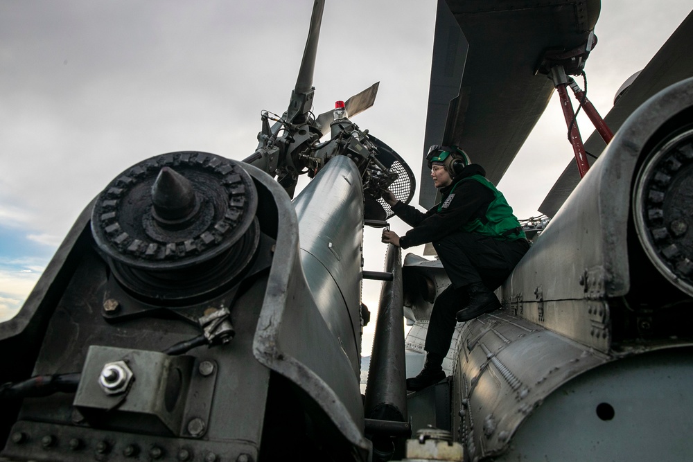 USS George H.W. Bush (CVN 77) Arrives in Piraeus, Greece