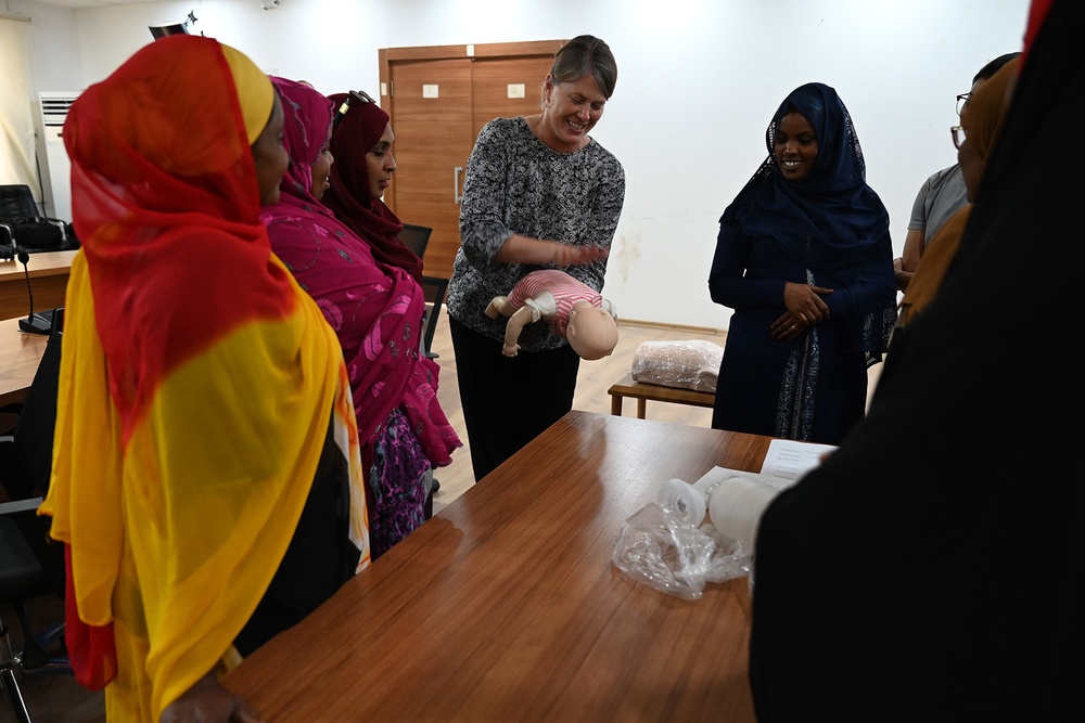 Civil Affairs-Africa functional specialty team conducts knowledge exchange with Djiboutian Nurses