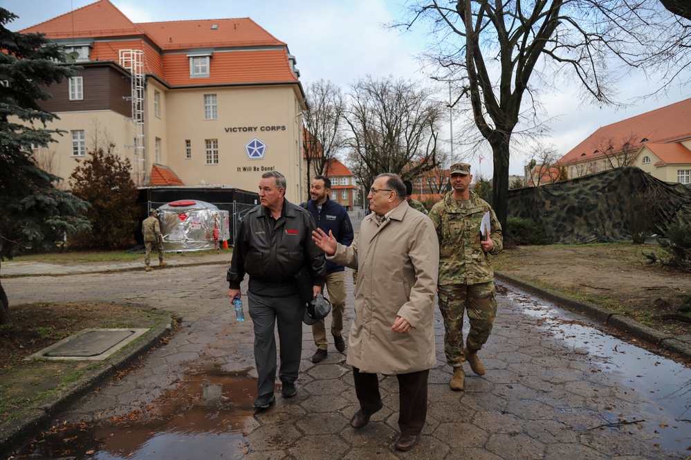 Veterans of Foreign Wars (VFW) National Commander Visits V Corps at Camp Kościuszko