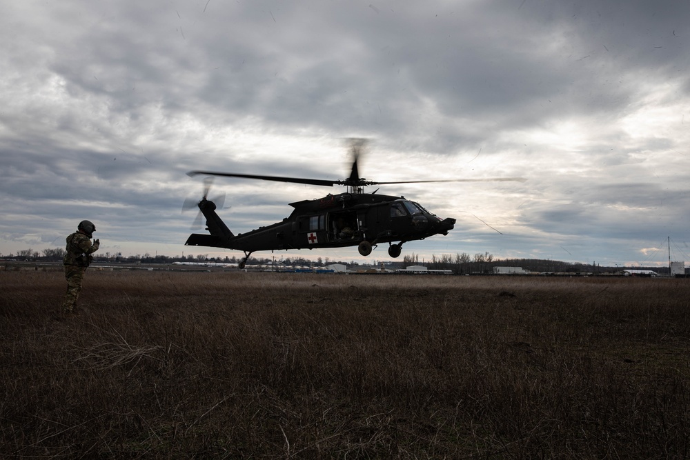 39th BEB multinational skedco hoist training