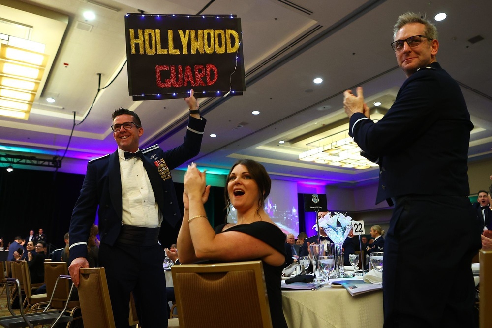 Hollywood Guard star Airmen keep shining at the 2022 California Service Member of the Year awards banquet