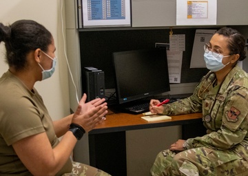 Warrior Medic Highlight - Maj. Hannah Valdes-Chenoweth