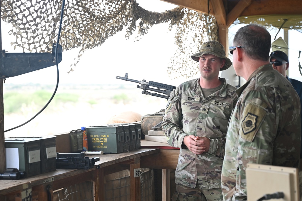 USAFE-AFAFRICA Commander visits 449th AEG