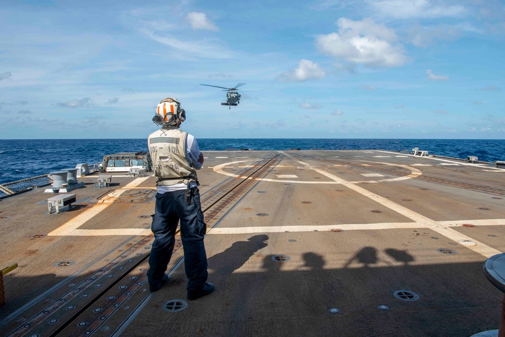 Wayne E. Meyer Conducts Flight Operations