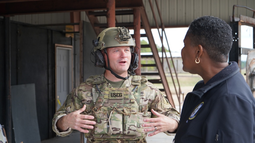 Maritime Security Response Team East hosts Senator Dan Sullivan’s staff