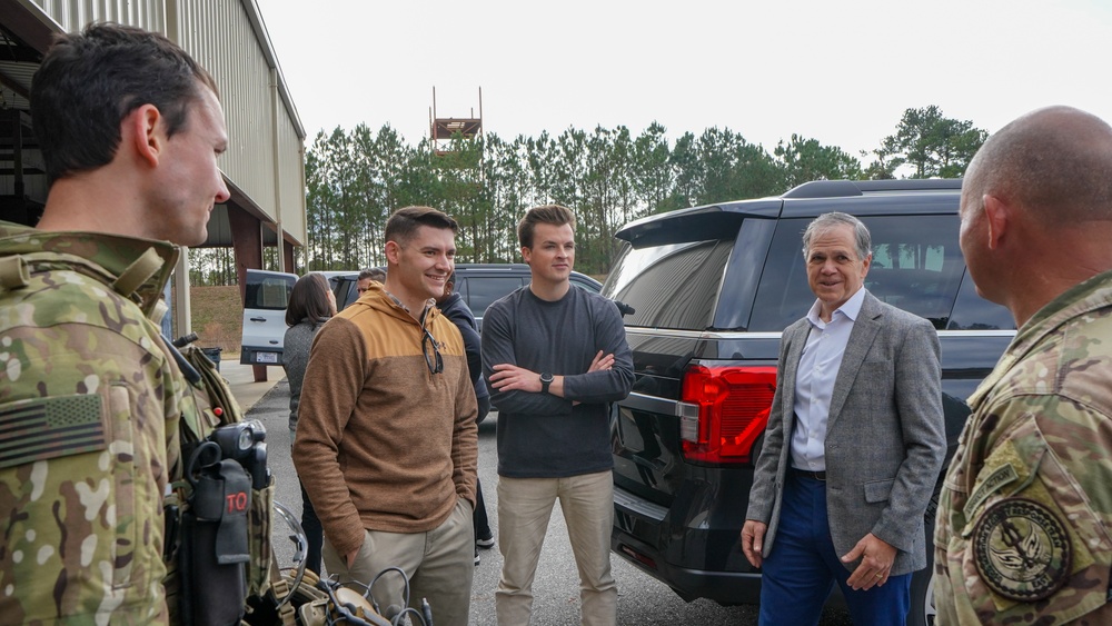 Maritime Security Response Team East hosts Senator Dan Sullivan’s staff