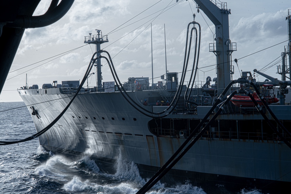 USS Nimitz (CVN 68) Receives Fuel From USNS