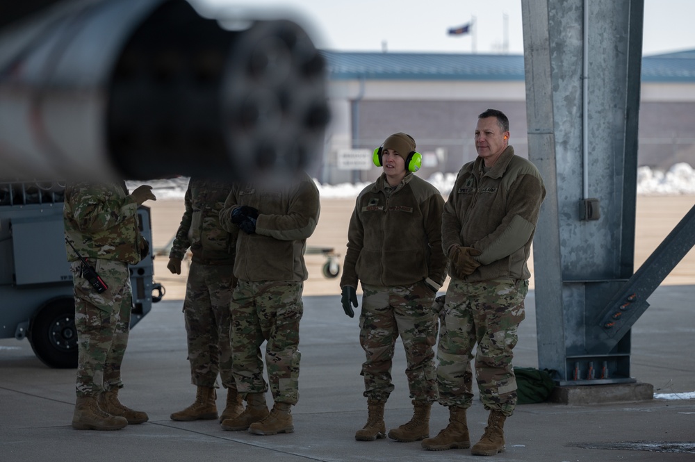 CSM Shetler visits the 122nd Fighter Wing