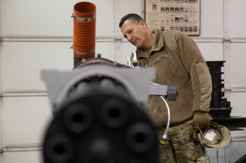 CSM Shetler visits the 122nd Fighter Wing