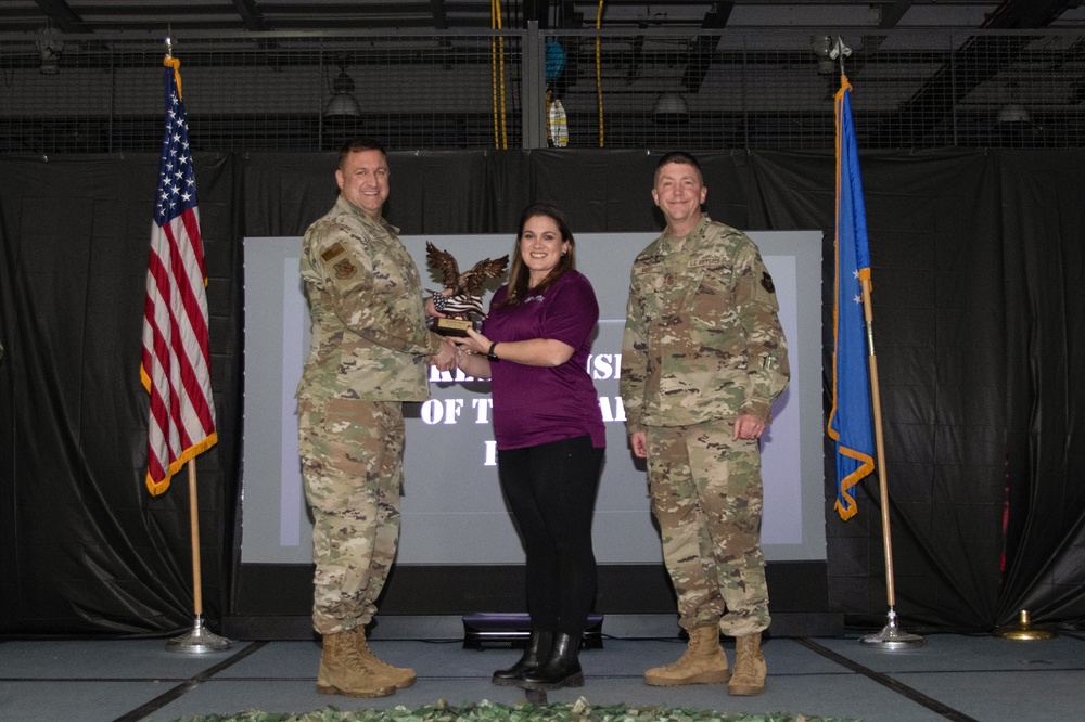 512th Airlift Wing Announces 2022 Annual Award Winners