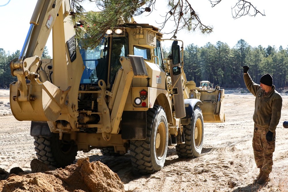 104th Brigade Engineer Battalion Conduct Dig Site Training Exercise
