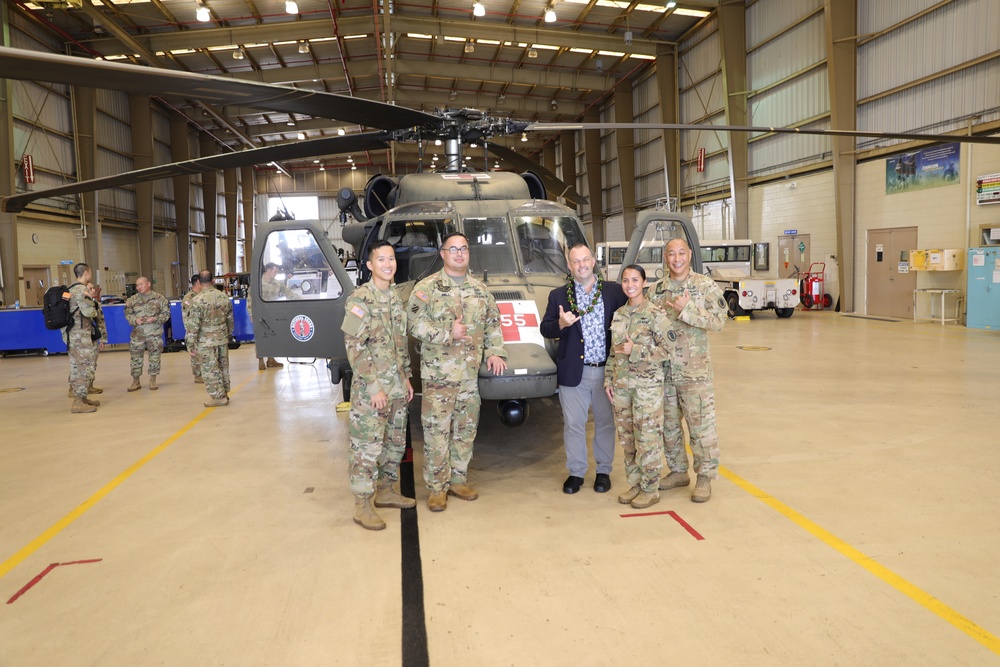 Hawaii Aviation MEDEVAC units receive recognition from Governor Josh Green and General Hara