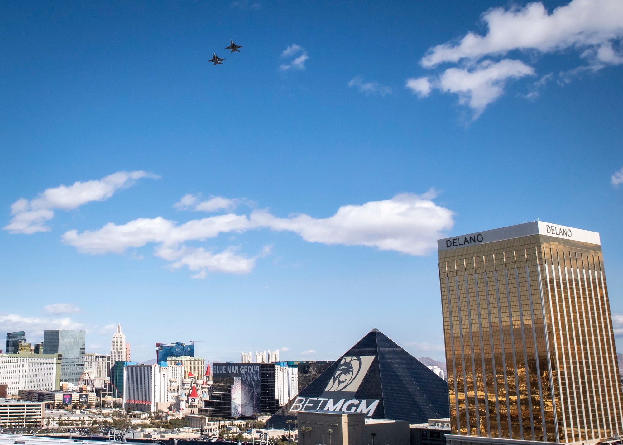 DVIDS - Images - VFA-151 Conducts Flyover at 2023 NFL Pro Bowl Games [Image  3 of 4]