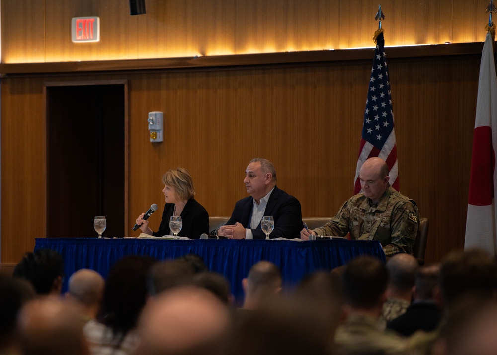 Kadena hosts Under Secretary of Defense for Personnel and Readiness