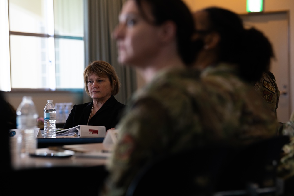 Kadena hosts Under Secretary of Defense for Personnel and Readiness