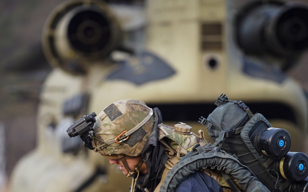 2-1 IN and 2 CAB Air Assault Training