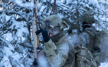 1-11th Soldiers Conduct Platoon Live Fire Training