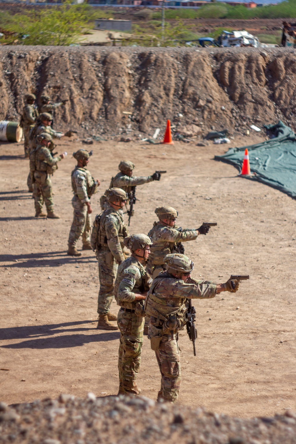 Task Force Wolfhound Soldiers conduct small arms range with Japanese Self Defense Force