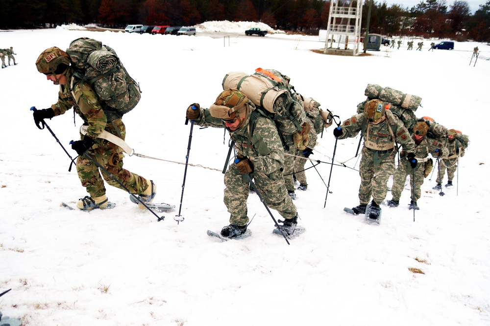 Airmen train in cold-weather operations, tactics, skills at Fort McCoy