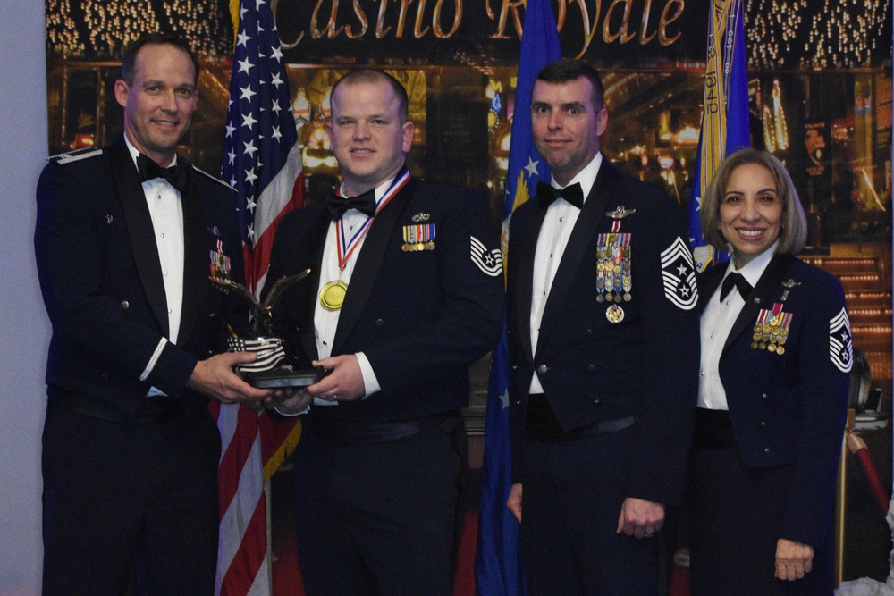 301 FW warriors honored in Annual Awards Ceremony