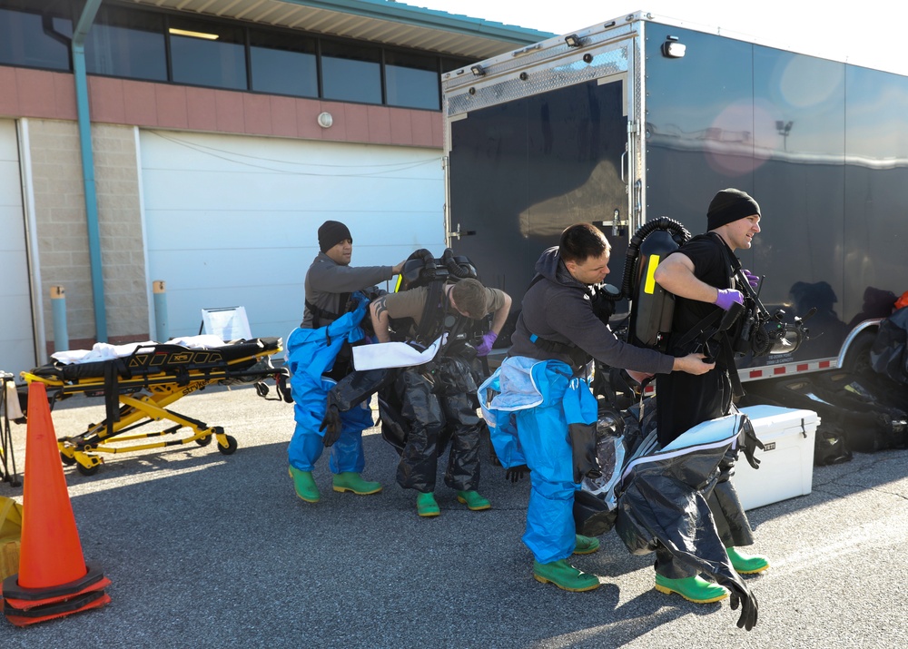 Pa. Guard’s 3rd Civil Support Team trains in simulated drug lab