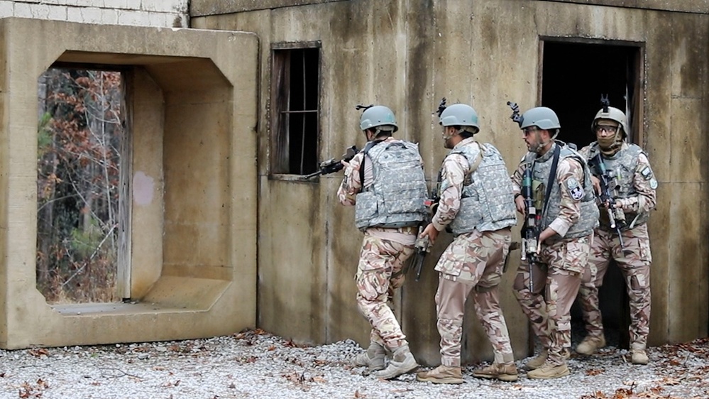 GB and Royal Saudi Forces Joint Training