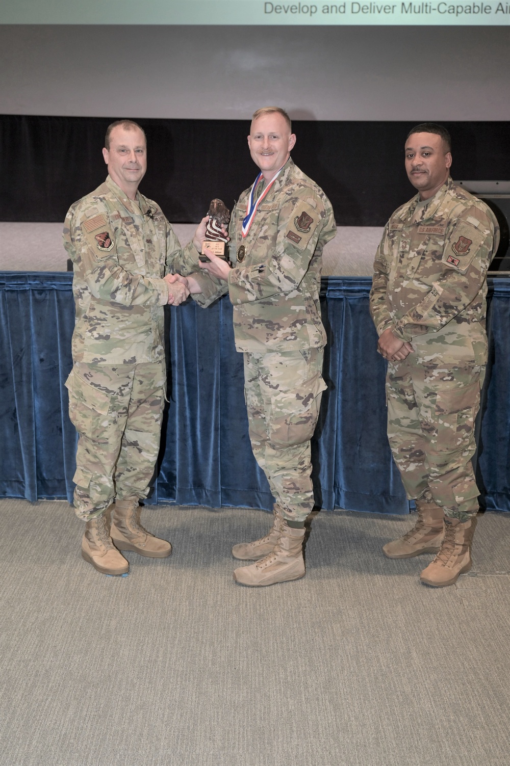 908th Airlift Wing Annual Award Winners