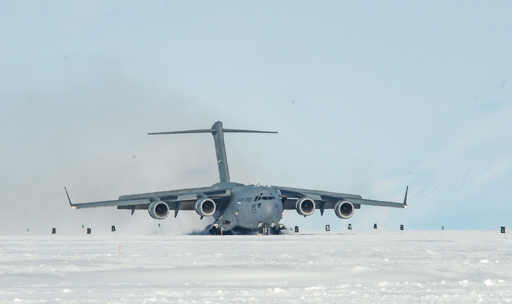 304th Expeditionary Airlift Squadron