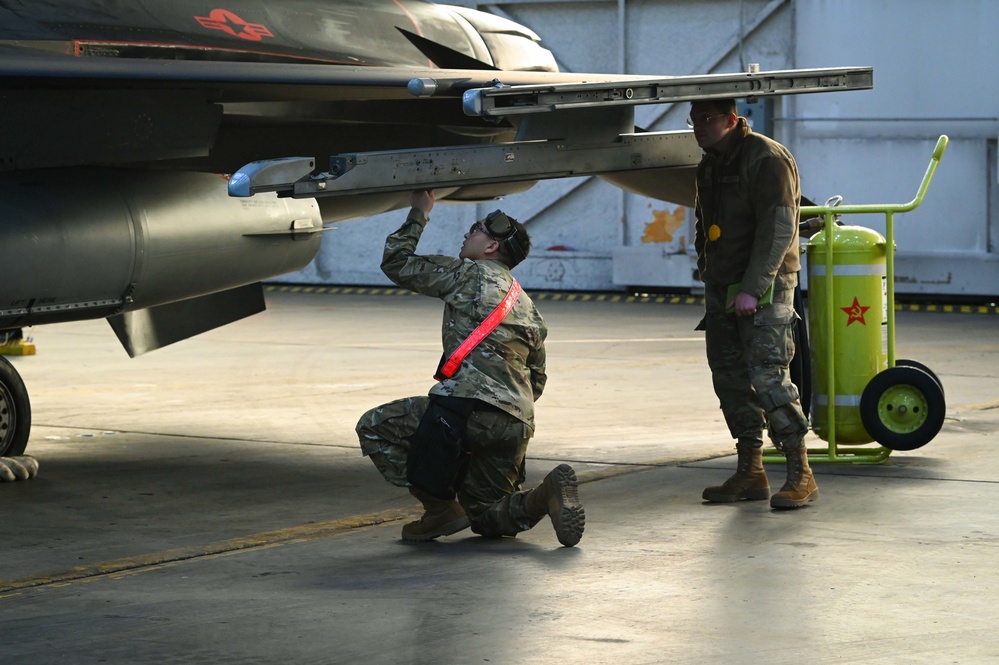 Load Crew of the Year Competition