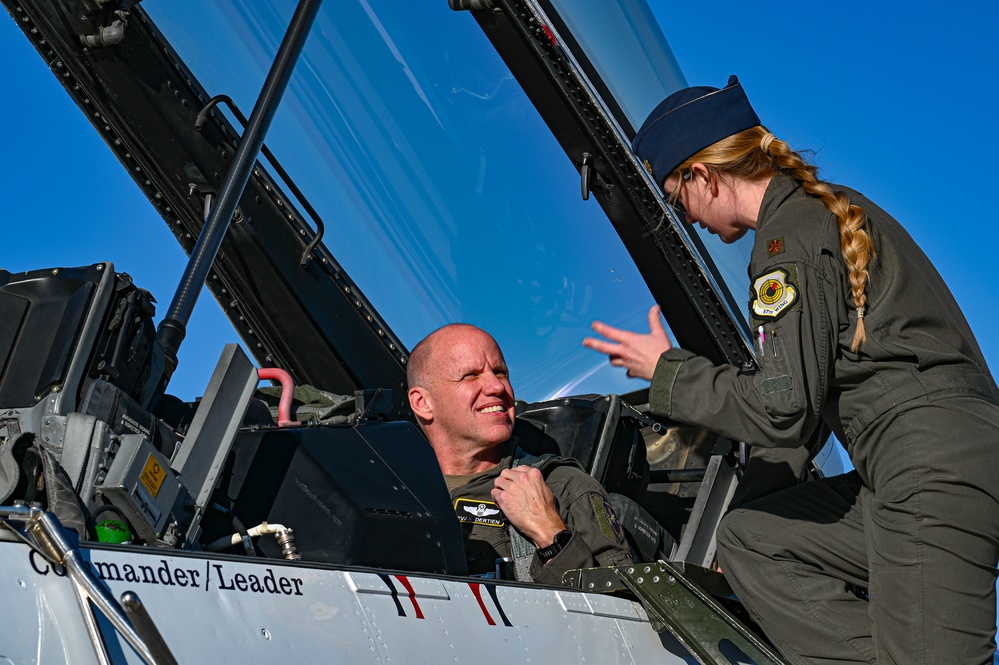 Thunderbirds conduct winter training at Edwards AFB