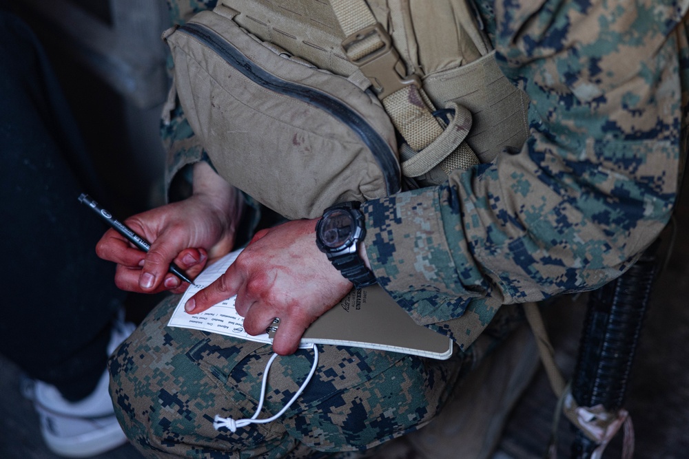 1st MARDIV medical personnel take combat trauma course