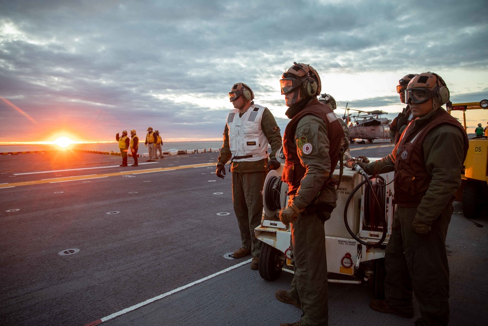 220224-N-HA192 USS BATAAN RECIEVES 26TH MEU CO