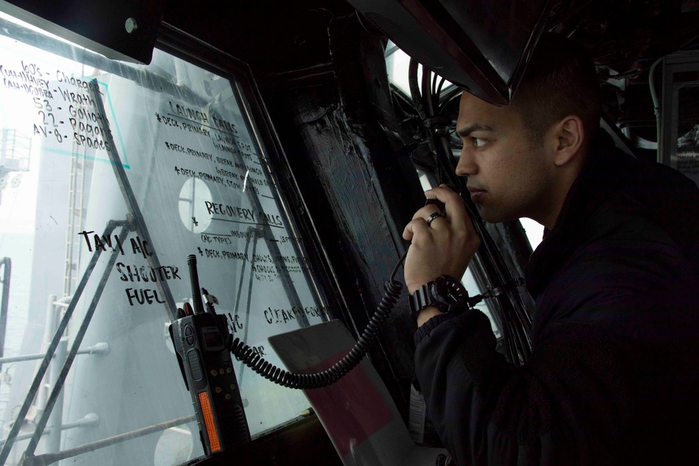 Bataan Sailors Conduct Flight Operations