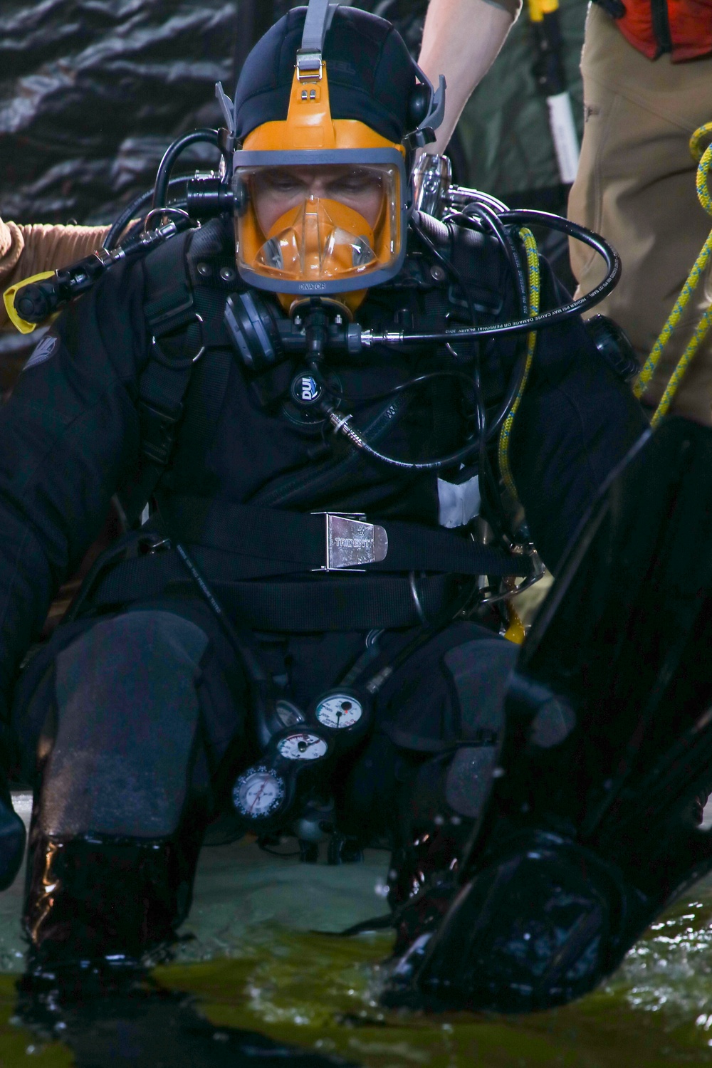 Explosive Ordnance Disposal Technician Ice Dives