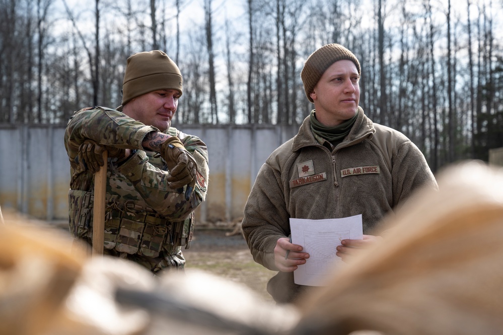 U.S. Air Force Outside the Wire students employ Defensive Fighting Position Training