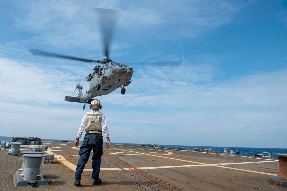 Wayne E. Meyer Conducts Flight Operations