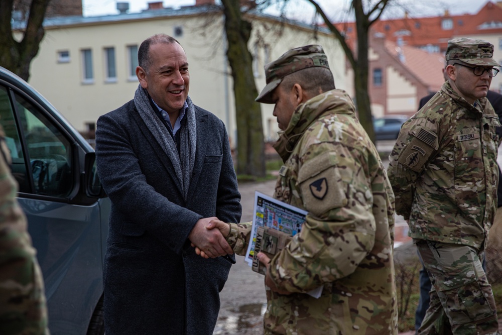 Under Secretary of the Army Visits Camp Kosciuszko