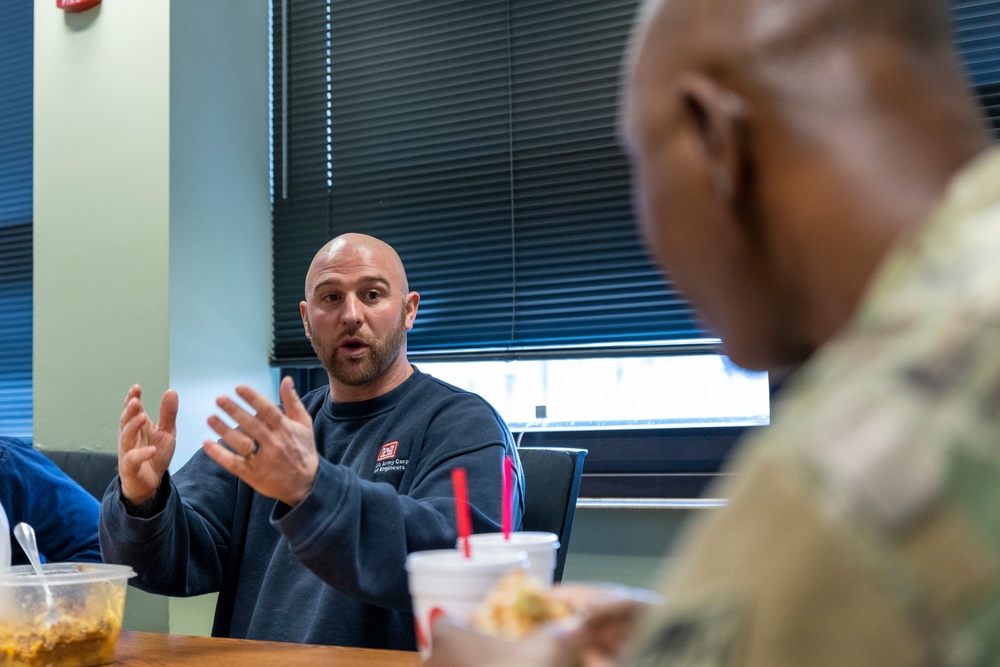 USACE senior enlisted leader visits Pittsburgh District