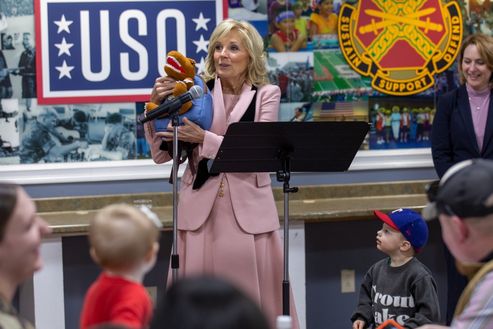First Lady of the United States and Deputy Secretary of Defense visit Fort Drum