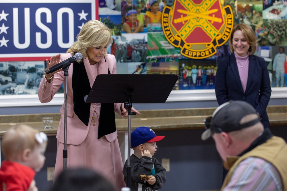 First Lady of the United States and Deputy Secretary of Defense visit Fort Drum
