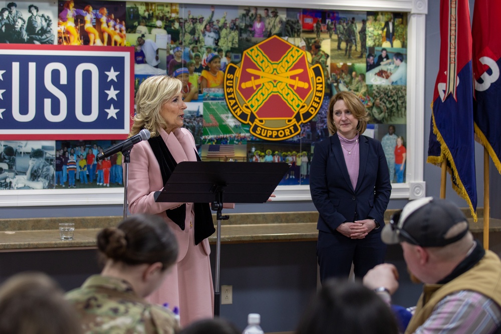 First Lady of the United States and Deputy Secretary of Defense visit Fort Drum