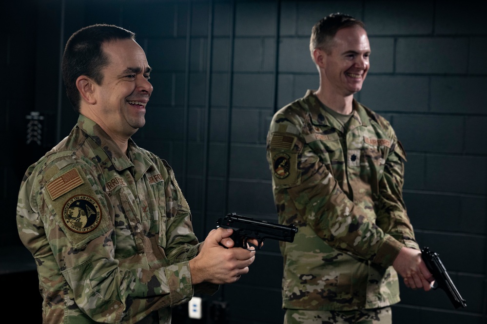 Col. Allen Herritage visits the 1st Combat Camera Squadron.