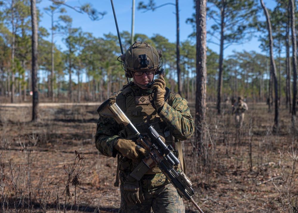 Day &amp; Night: ‘Comanche’ Marines execute an amphibious raid