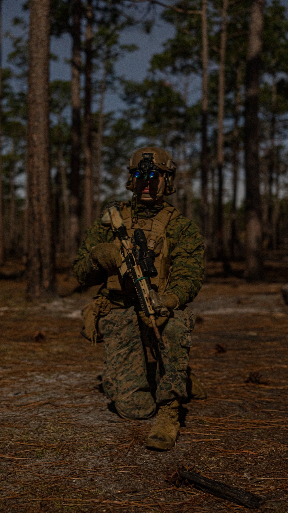 Day &amp; Night: ‘Comanche’ Marines execute an amphibious raid