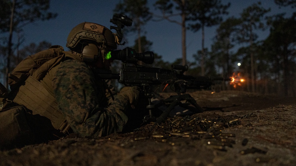 Day &amp; Night: ‘Comanche’ Marines execute an amphibious raid